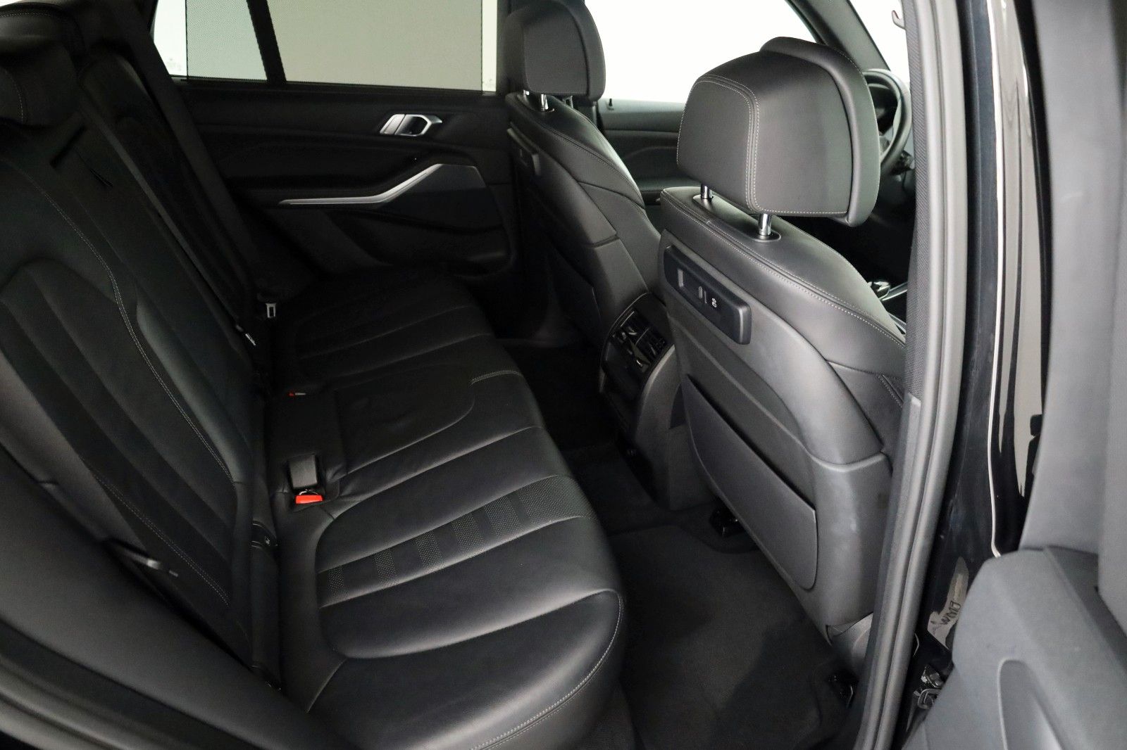 Fahrzeugabbildung BMW X5 xDrive 30d Leder,Navi,LED,PanDach,HeadUp,360°