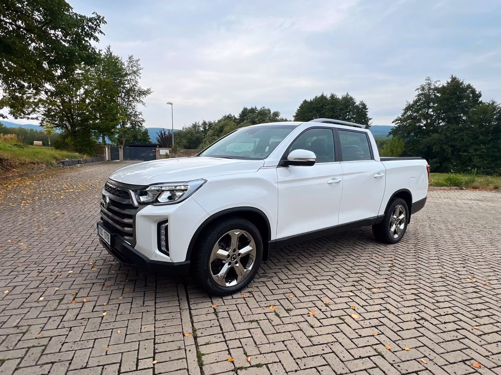 Ssangyong MUSSO Grand 2.2 e-XDI 4WD Automatic Premium