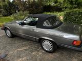 Mercedes-Benz SL 560 - graue Mercedes-Benz SL 560