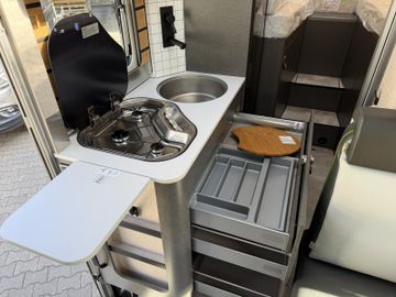 HYMER  ERIBA  HYMERCAR ML-T CrossOver 570 Winterpaket Leder TV