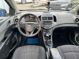 Chevrolet Aveo LT/Klima/ZV/Radio-CD/Alufelgen/TÜV 01-2027 - blaue Chevrolet Aveo