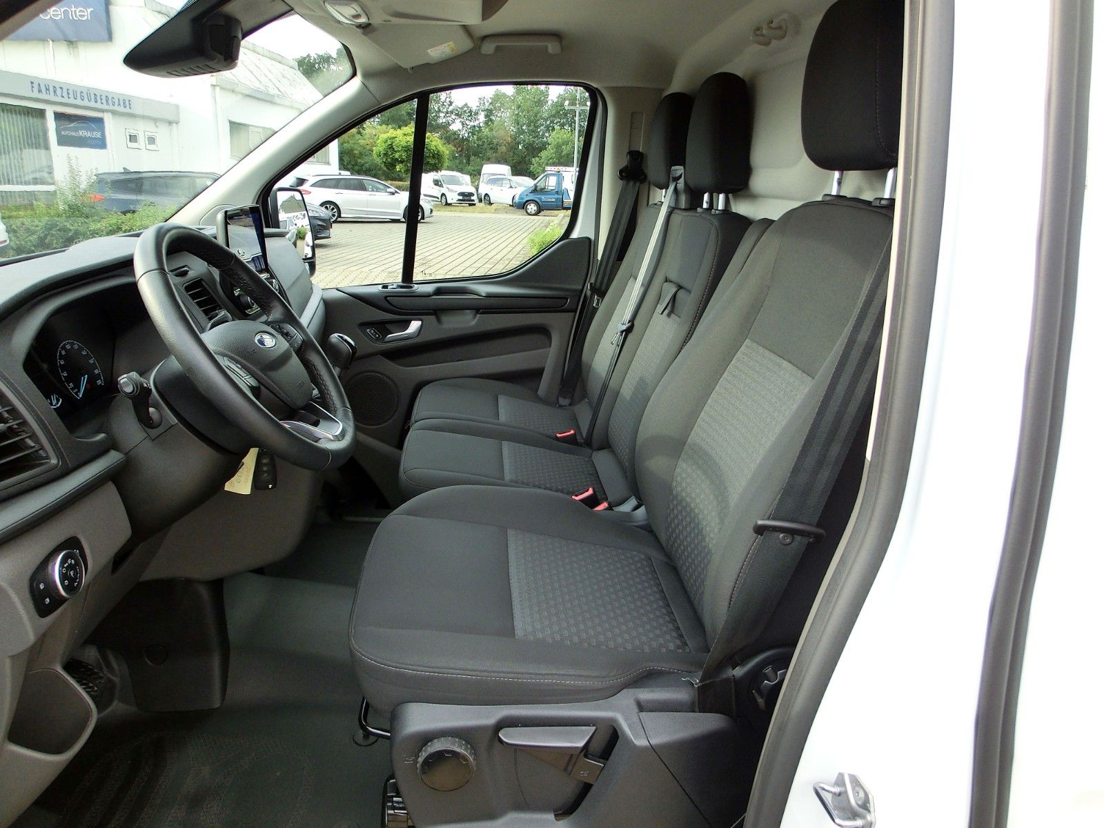 Fahrzeugabbildung Ford Transit Custom Kasten 300 L2 Trend