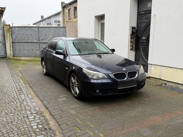 BMW 520i Navi Schiebedach