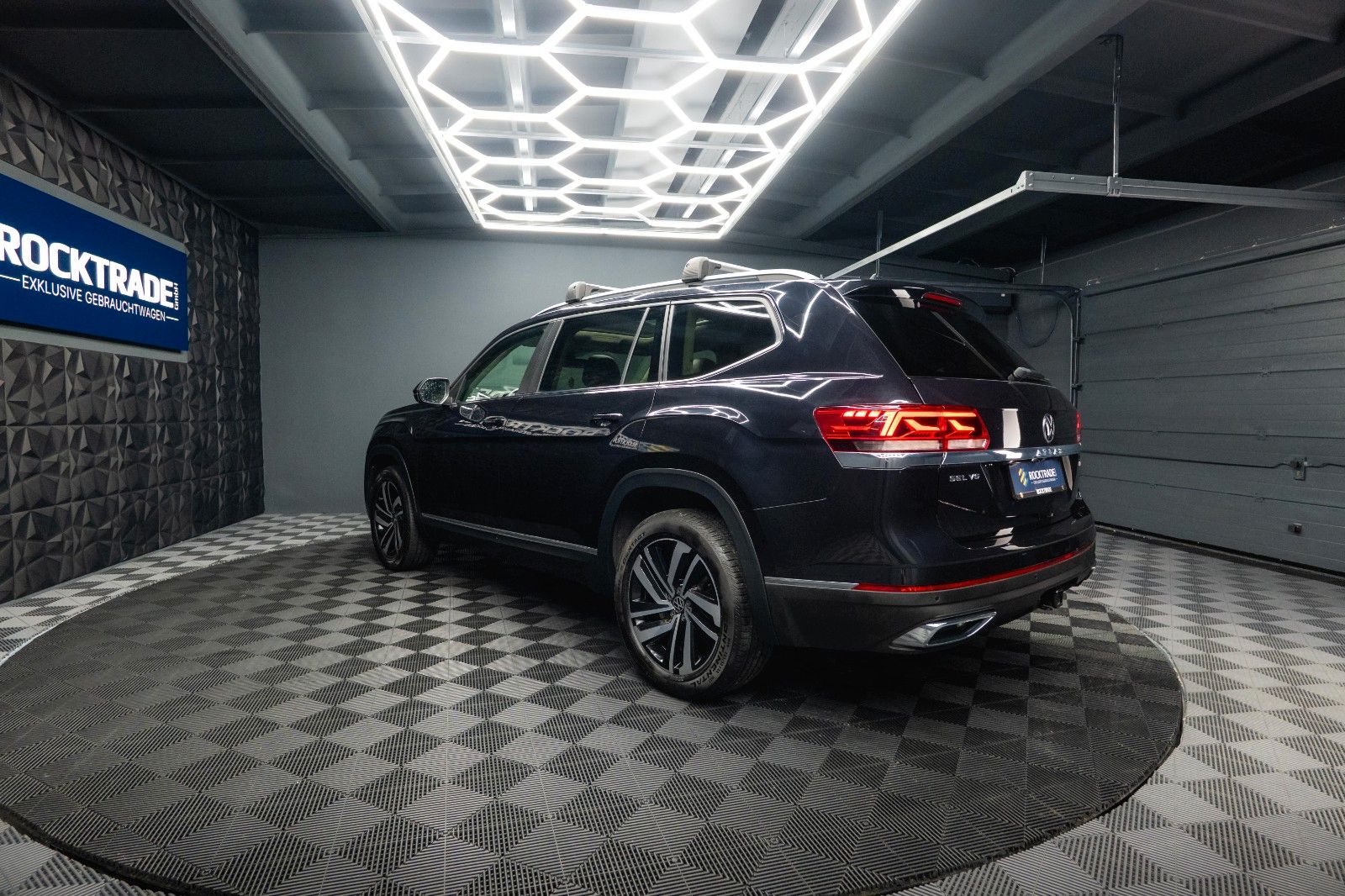 Fahrzeugabbildung Volkswagen ATLAS 3.6 4x4 SEL PREMIUM *6 Sitze*Pano*ACC*LED*
