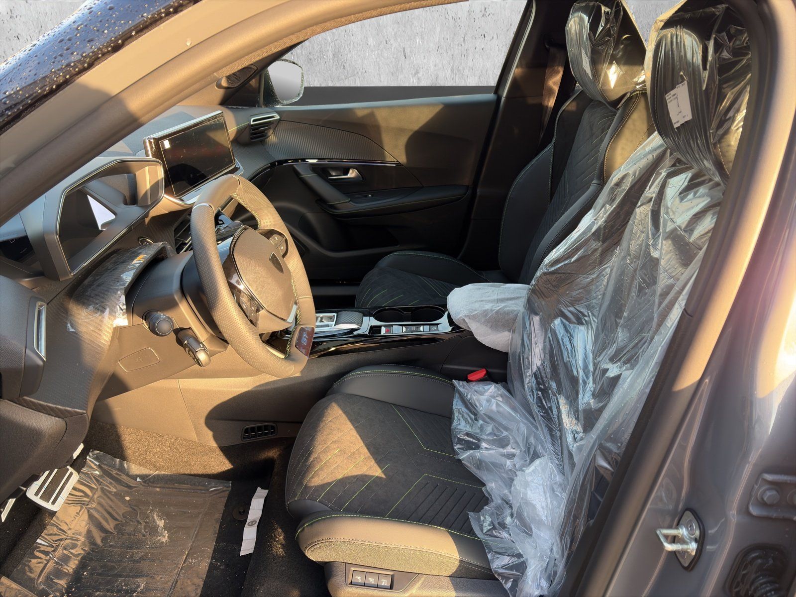 Peugeot 2008 - Bild 11