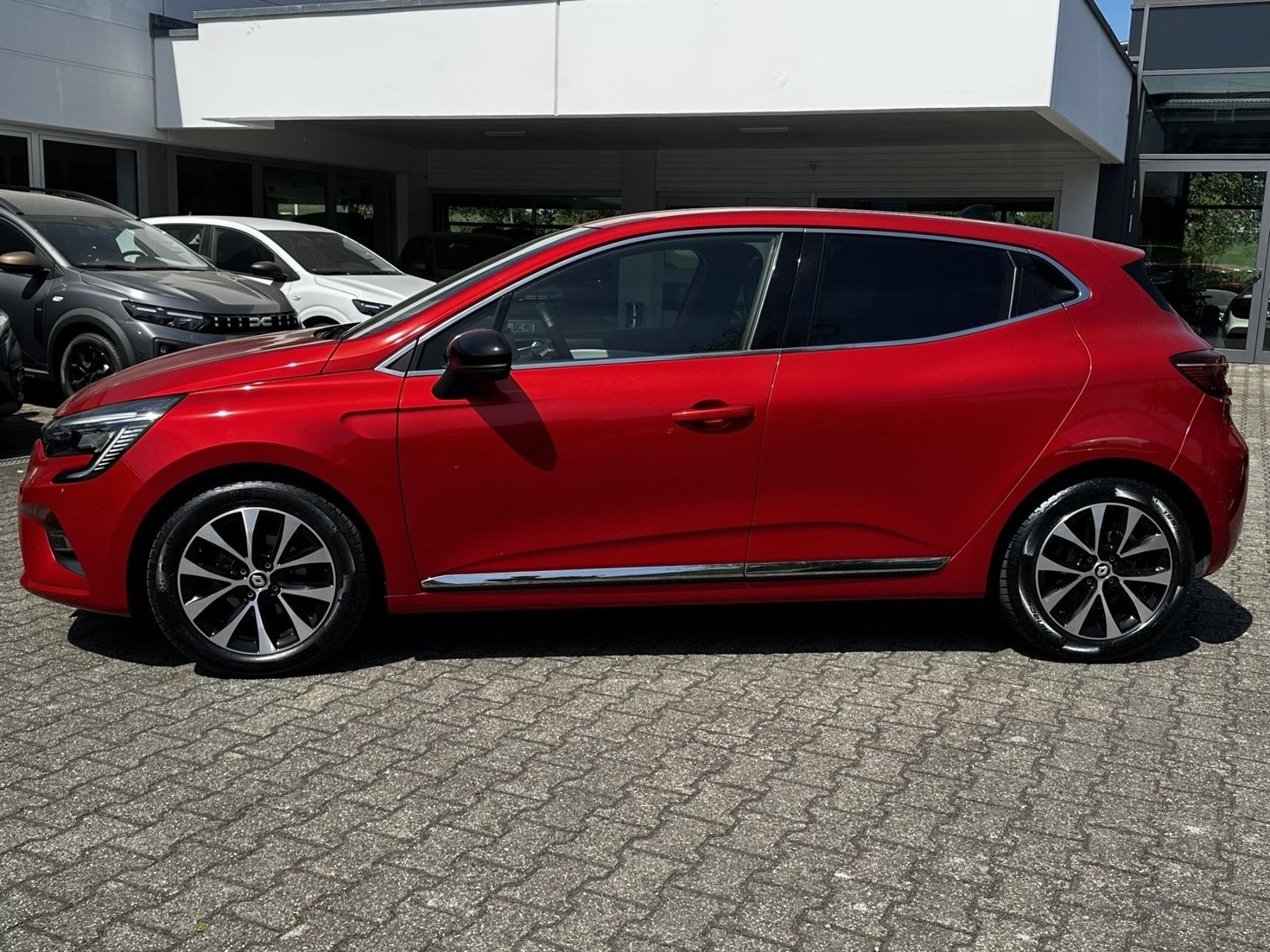 Fahrzeugabbildung Renault Clio TECHNO TCe 90