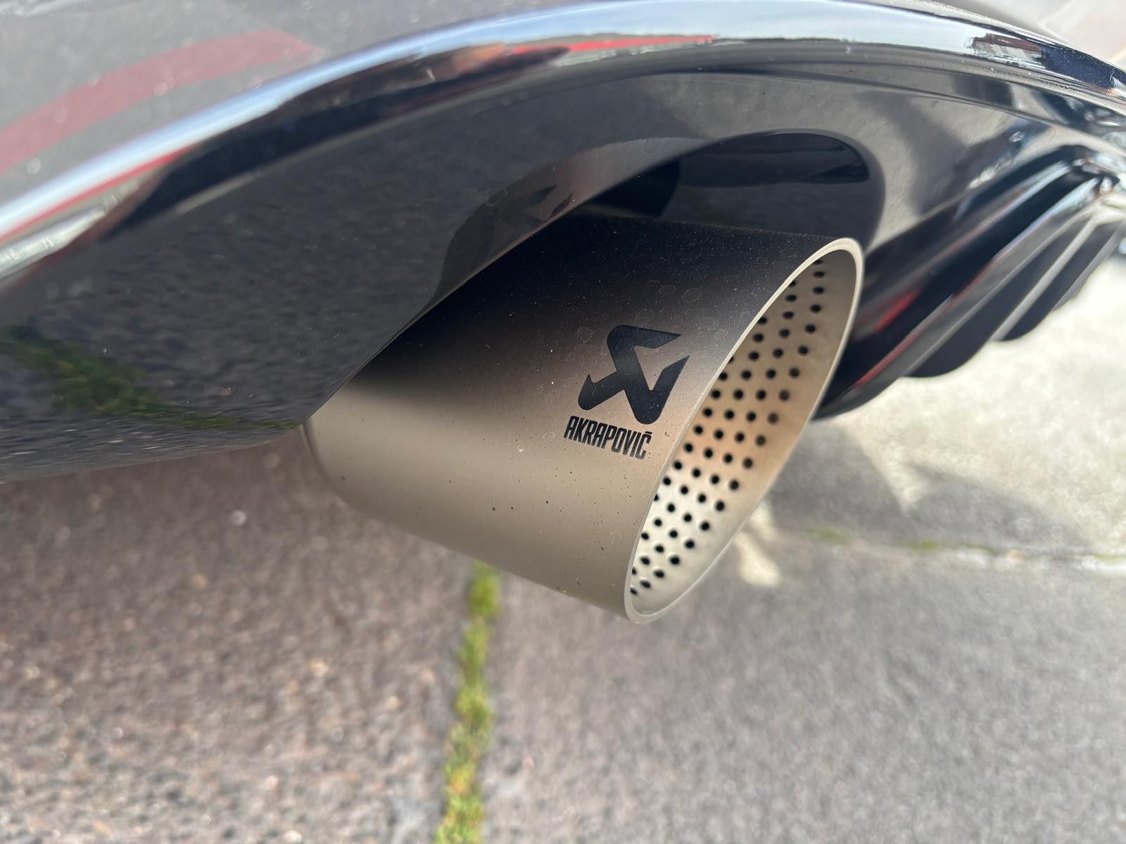 Fahrzeugabbildung Volkswagen Golf GTI TCR AKRAPOVIC-DYNAUDIO-ACC-RFK-DCC-ALC.