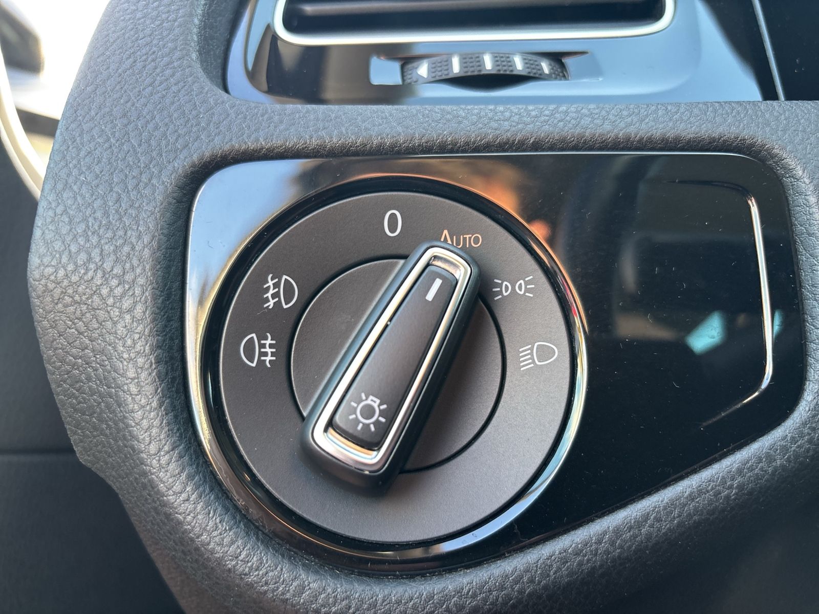 Golf VII 1.6 TDI IQ.DRIVE, AHK, LED, ACC, App 5-