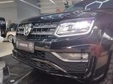 Volkswagen Amarok Aventura DoubleCab 4Motion - Volkswagen Amarok: Schwarz