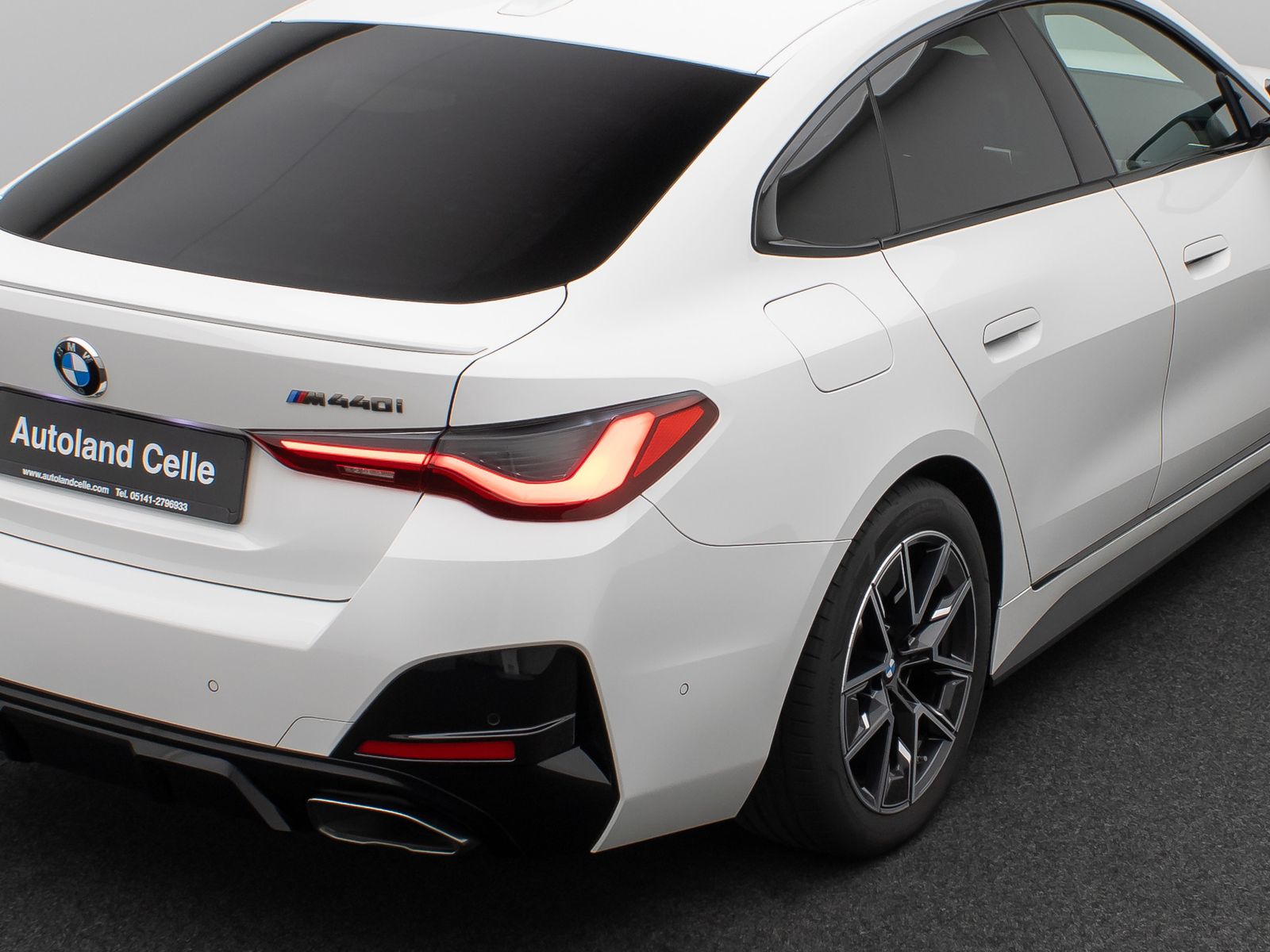 Fahrzeugabbildung BMW M440i xD Gran Coupè Kamera HUD DAB H/K ACC Alarm