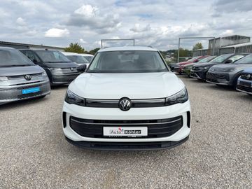 Volkswagen Tiguan - 9