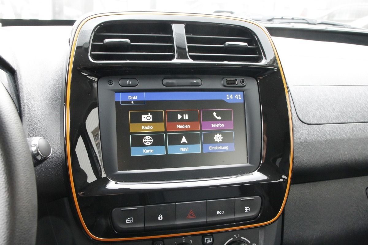 Fahrzeugabbildung Dacia Spring Electric Comfort Plus