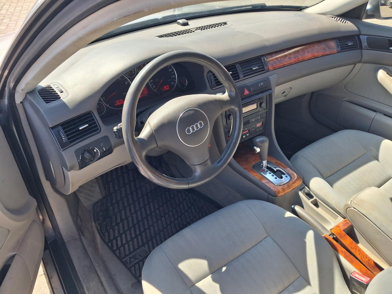 Audi A6 2004 — photo 8