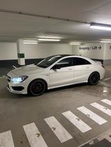 Mercedes-Benz Mercedes CLA45 AMG - gebrauchte Mercedes-Benz CLA 45 AMG aus dem Jahr 2015