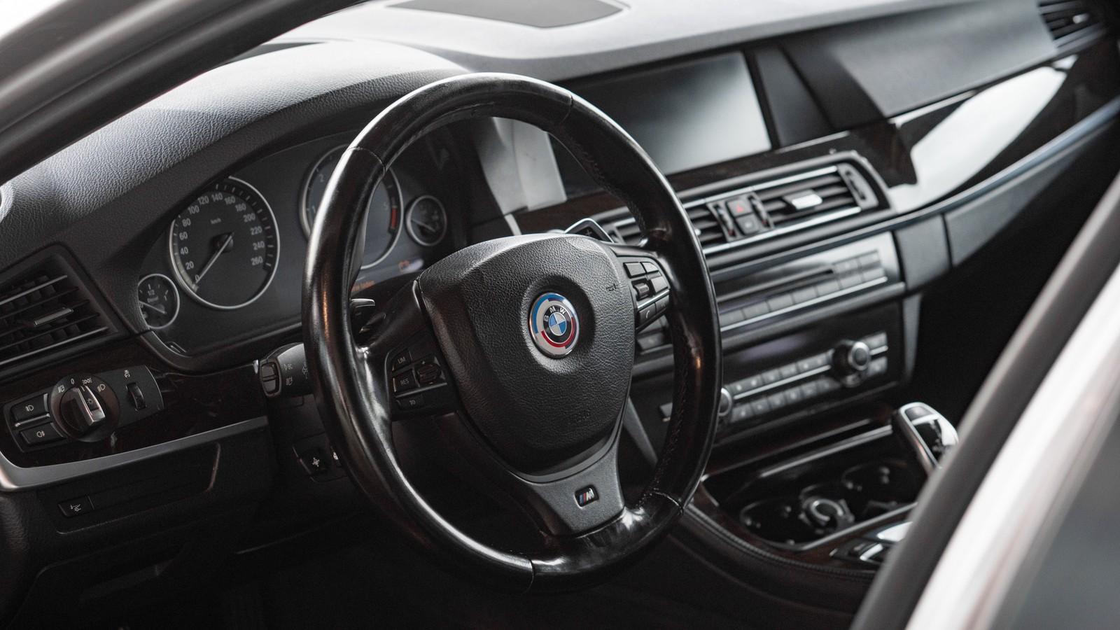 BMW 535D - M PACK  - 299 CV - BVA