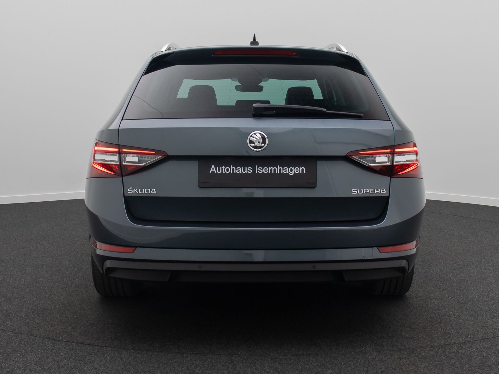 Fahrzeugabbildung SKODA Superb Style BiXenon PDC Navi Touch FernlichtAss