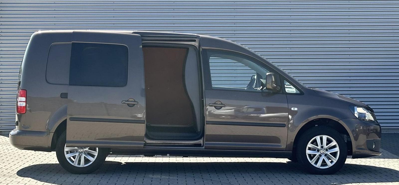 Volkswagen Caddy 1.6 TDI Maxi Bruin metalic DSG automaat MA