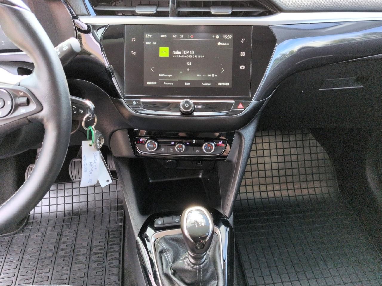 Fahrzeugabbildung Opel Corsa 1.2T Elegance - Sitz-, Lenkradhzg., Kamera