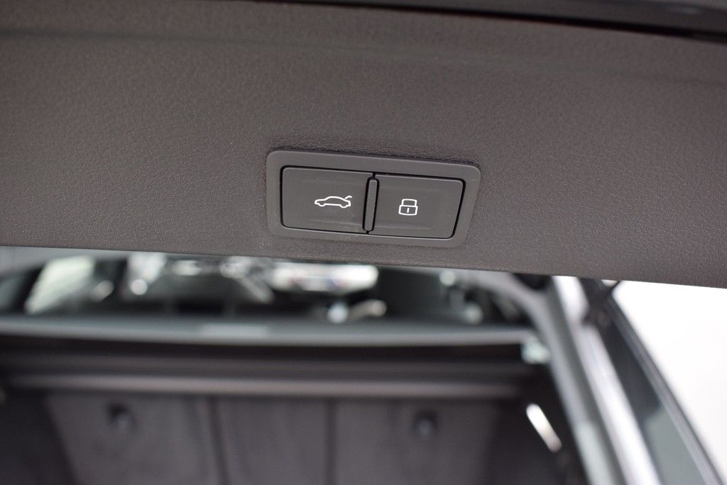 Audi A4 - Bild 17