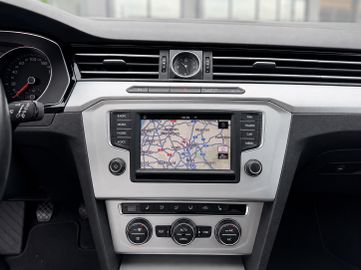 Volkswagen Passat Variant - 12