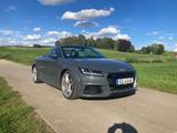 Audi TT Roadster 2.0 TFSI S-tronic quattro S-Line - : Grau, Alcantara, Cabrio
