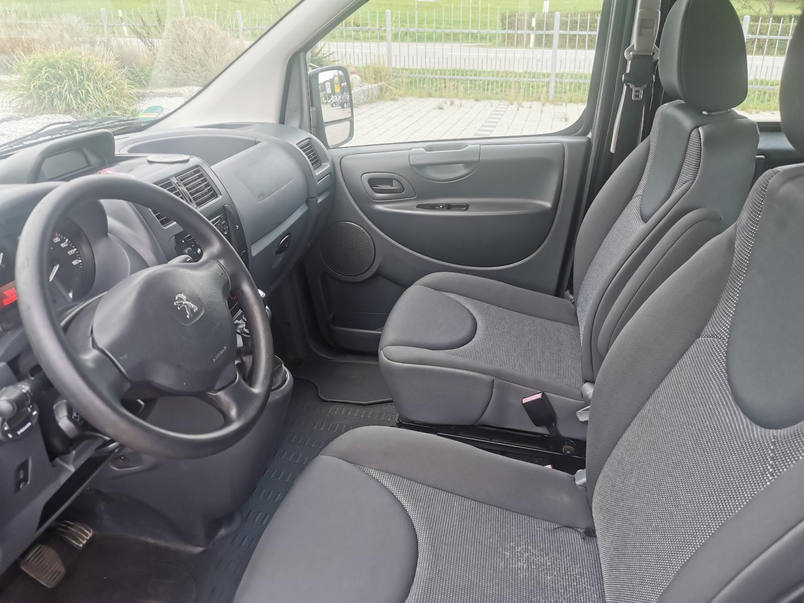 Peugeot Expert Kasten AHK