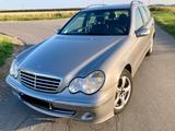 Mercedes-Benz C 200 CDI T CLASSIC Classic - Mercedes-Benz C 200: Class Cdi