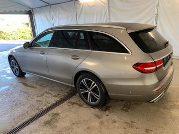 Mercedes E 220 - 8