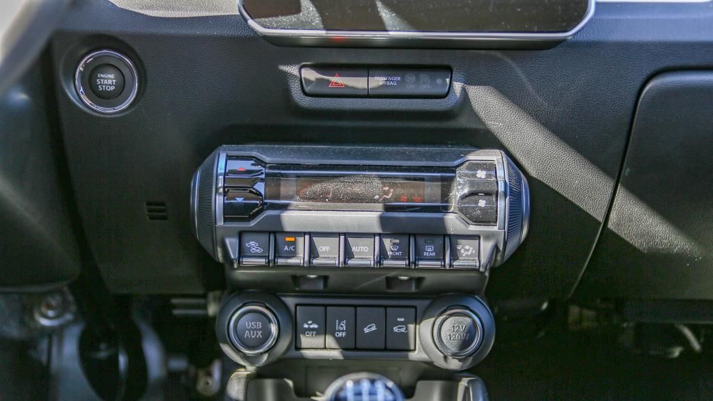 Autohaus Zimpel & Franke - Suzuki IGNIS COMFORT+ ALLGRIP HYBRID LED+SHZ+NAVI - Bild 12 Autohaus Zimpel & Franke - Suzuki IGNIS COMFORT+ ALLGRIP HYBRID LED+SHZ+NAVI - Bild 12