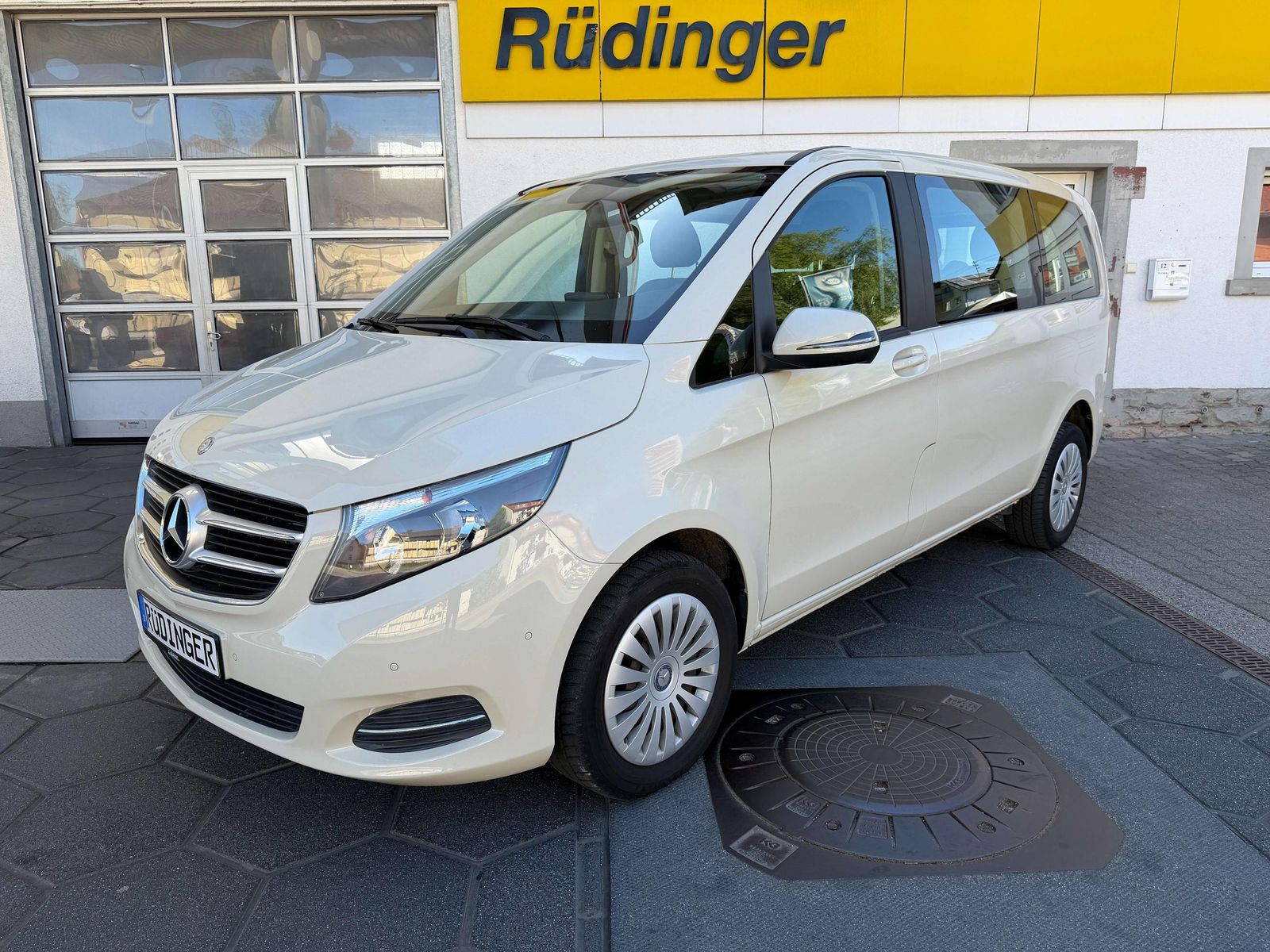 MERCEDES-BENZ V 200 d Kompakt *4Matic* AUTOMATIK TEMPOMAT AGIL