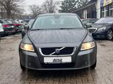 Volvo V50 Kombi 2.0 D Momentum - Volvo V50 Momentum mit Diesel-Antrieb