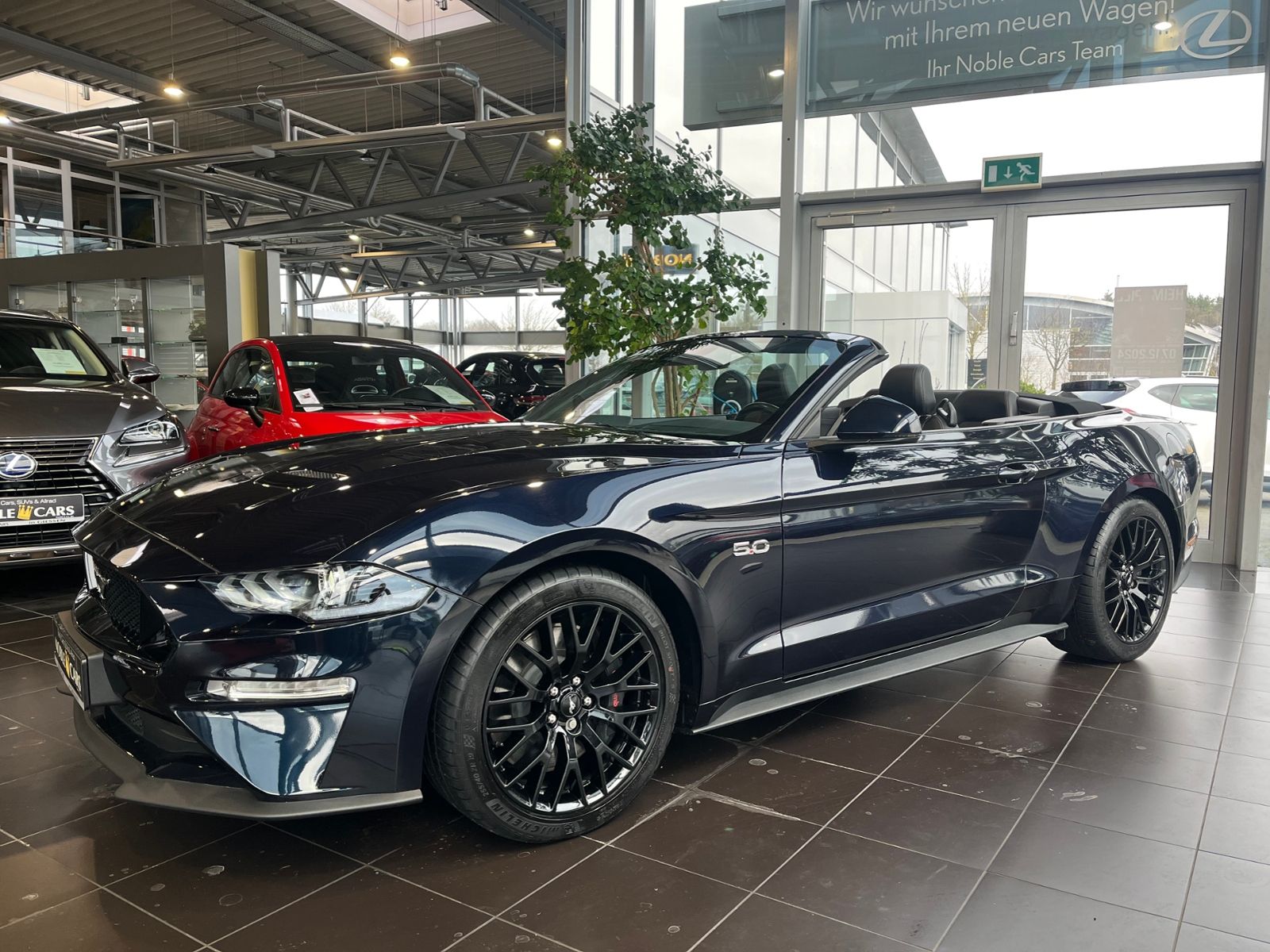 Fahrzeugabbildung Ford Mustang GT Convertible LED NAVI LEDER ALU