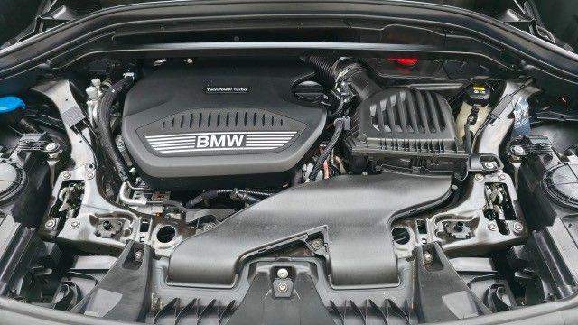 BMW X1 xDrive18d,  Head UP, Komfortzugang, AHK foto 23