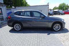 Fahrzeugabbildung BMW X1 sDrive 18i **SCHECKHEFT / TÜV-NEU / AHK**