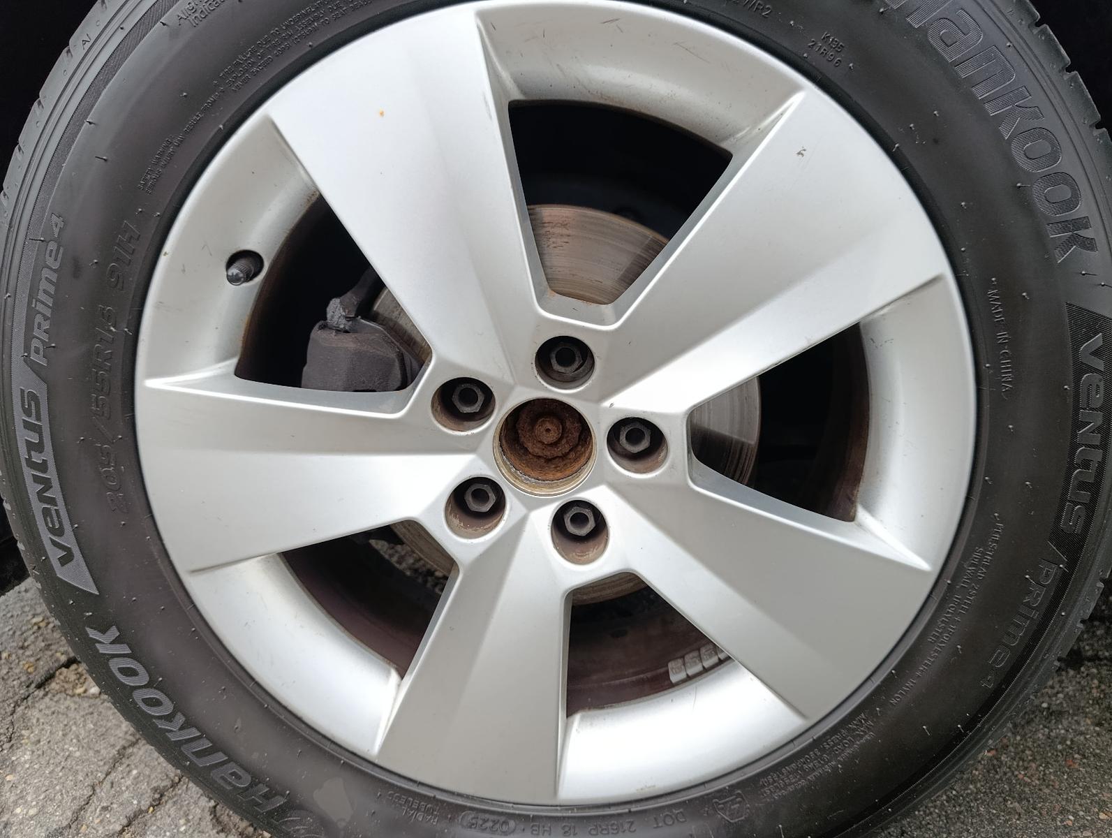Skoda Scala Active Car Play Tempomat SHZ PDC AHK