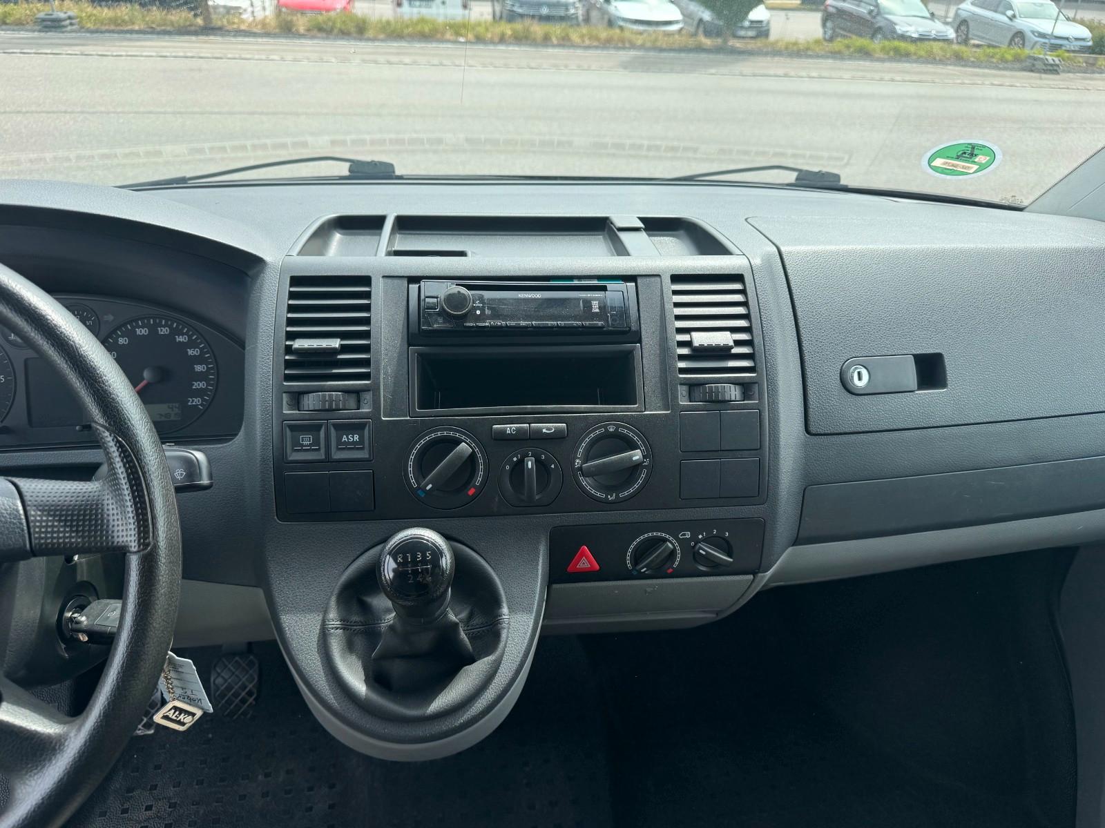 Volkswagen T5 DOKA VanUP Umbau Pickup Quad / Motorrad