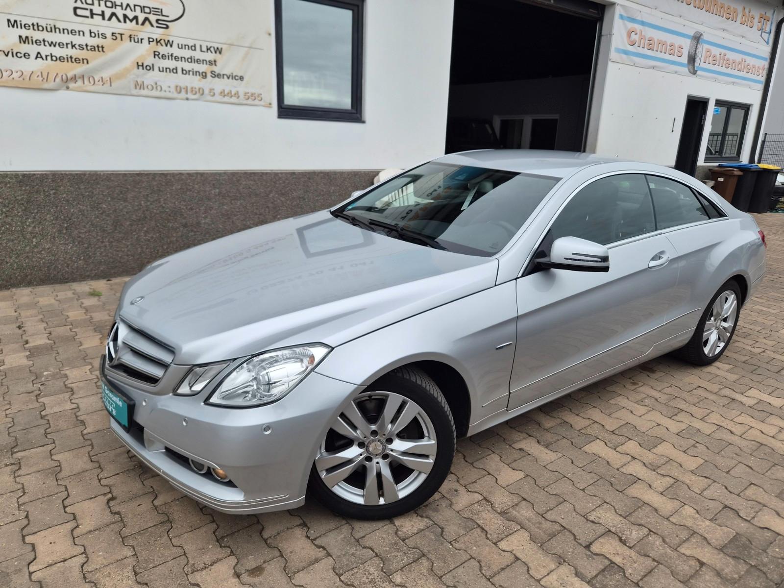 Mercedes-Benz E 300 E Coupe E 300 CGI BlueEfficiency