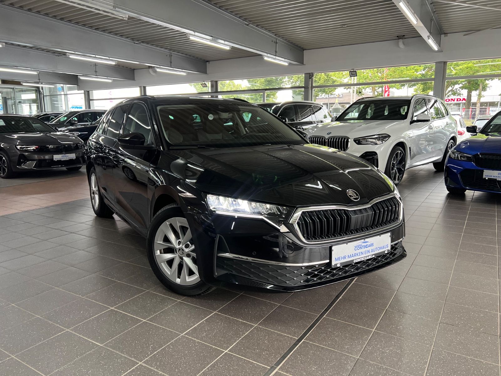 Skoda Octavia Combi 2.0 TDI Selection pAAC+AHK+S-Heiz.