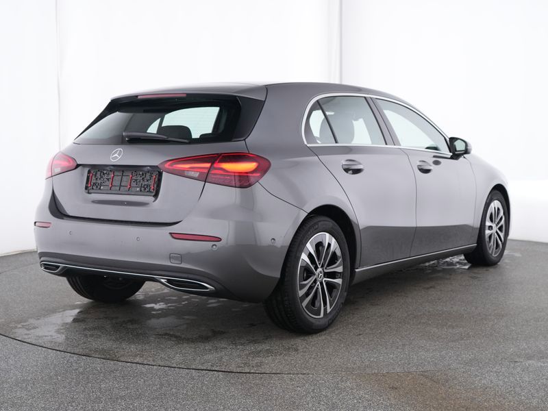 Mercedes-Benz A 180 LED VID VKA RFK SHZ PDC foto 2