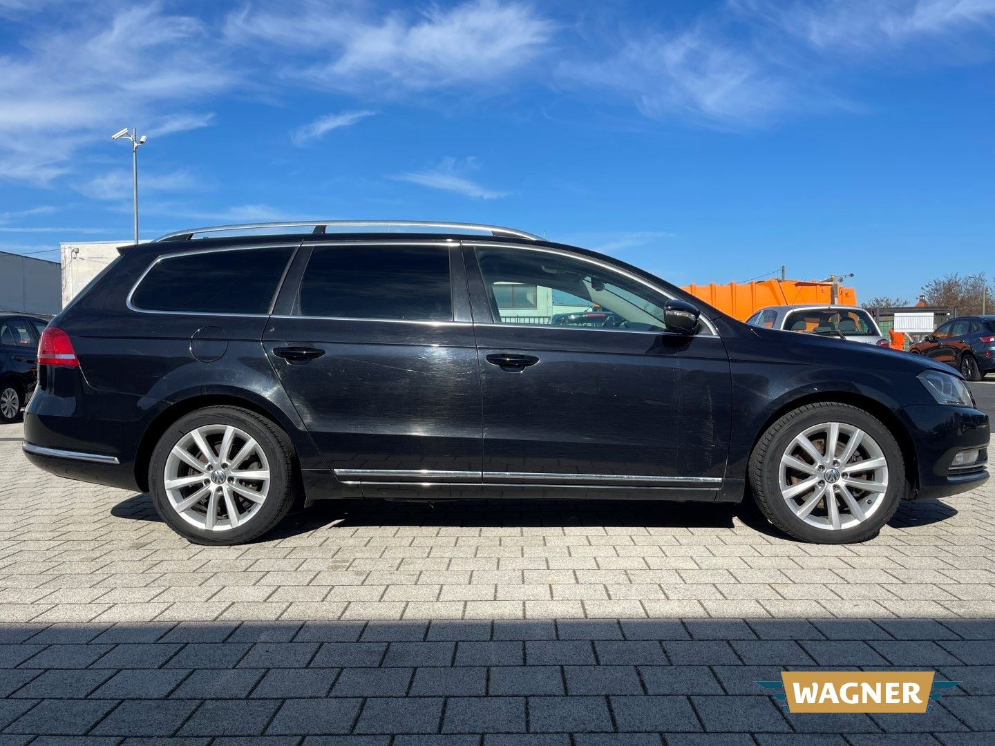 Fahrzeugabbildung Volkswagen Passat Variant Highline BlueMotion