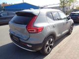 Volvo XC40 B3 Core DCT - Volvo XC40 Unfallwagen