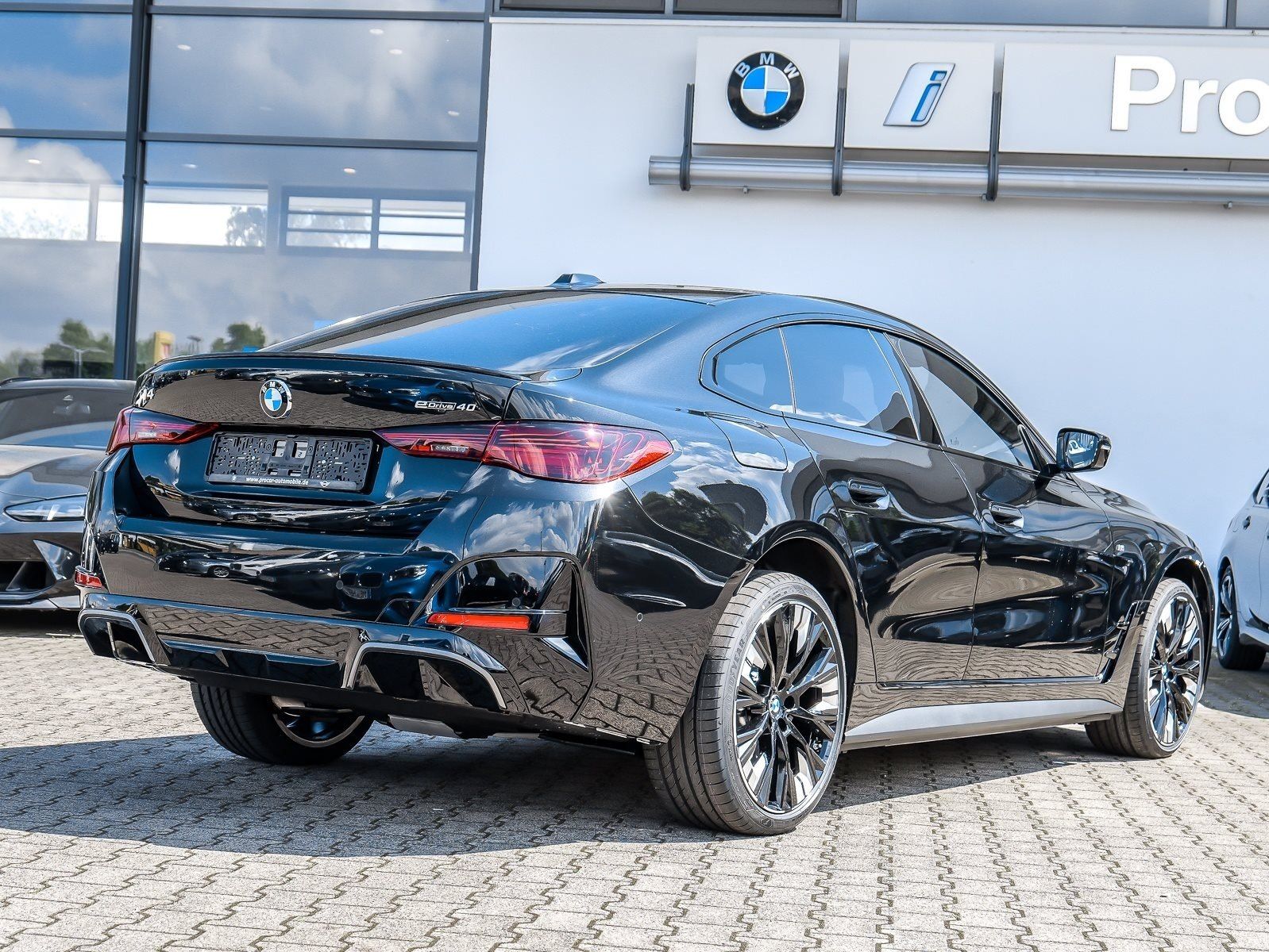BMW i4 - Bild 2