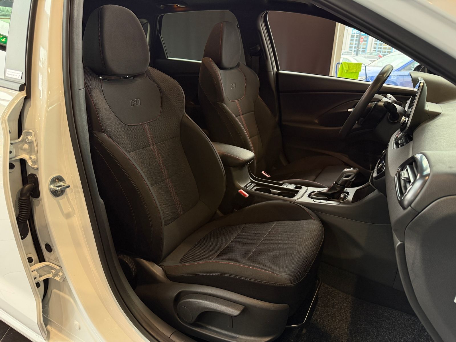 Fahrzeugabbildung Hyundai i30 N Line Mild-Hybrid PANO LED NAVI