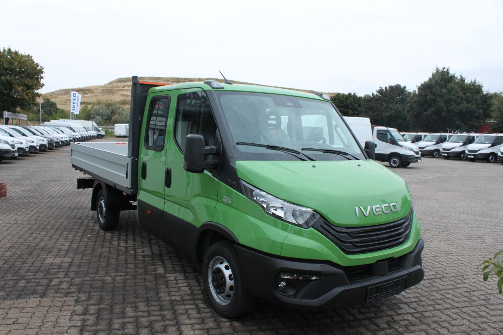 Fahrzeugabbildung Iveco Daily 35S18HD