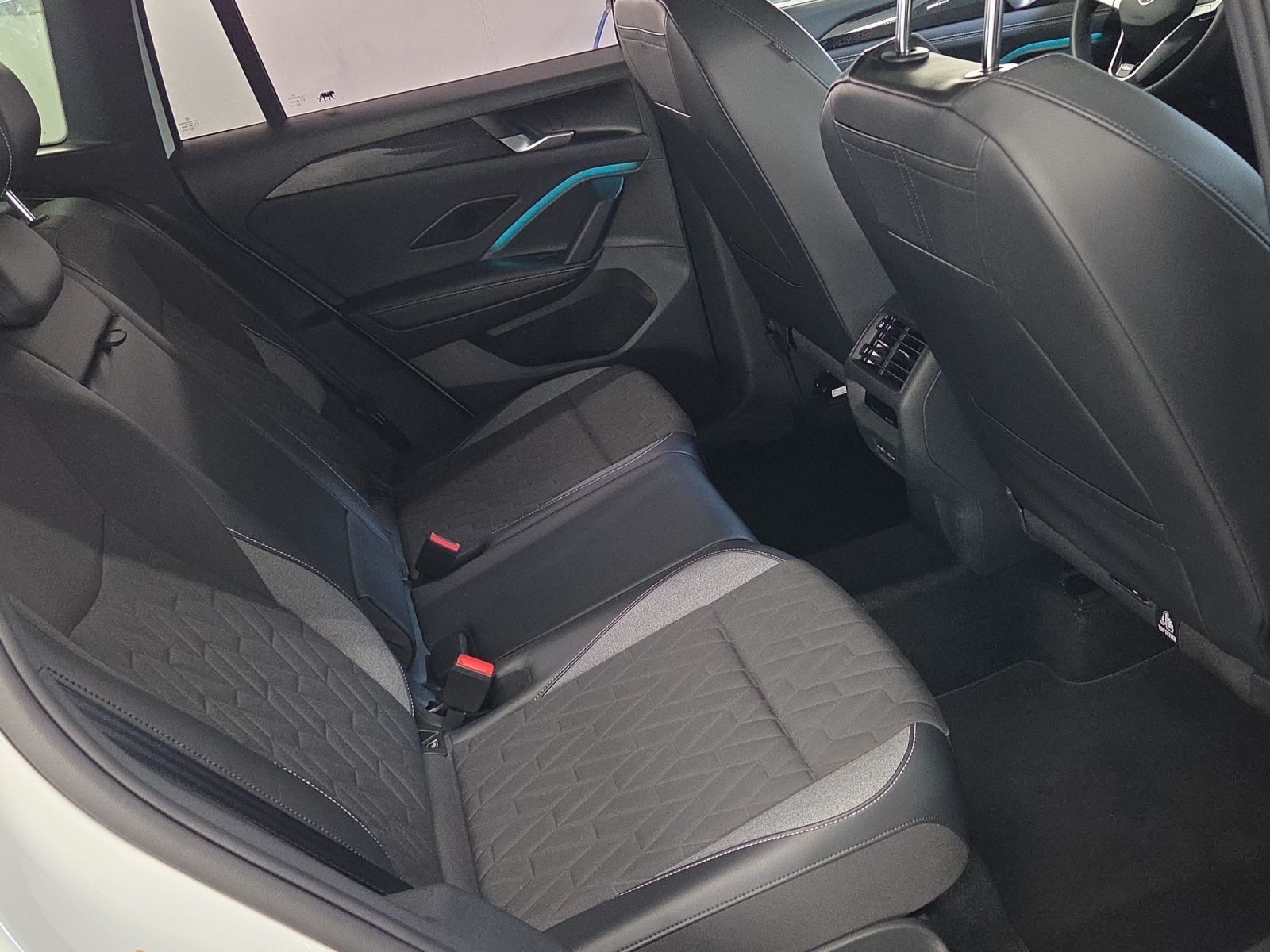 Volkswagen Tiguan - Bild 19