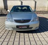 Toyota Camry 2.4 Auto - Toyota Camry mit Benzin-Antrieb