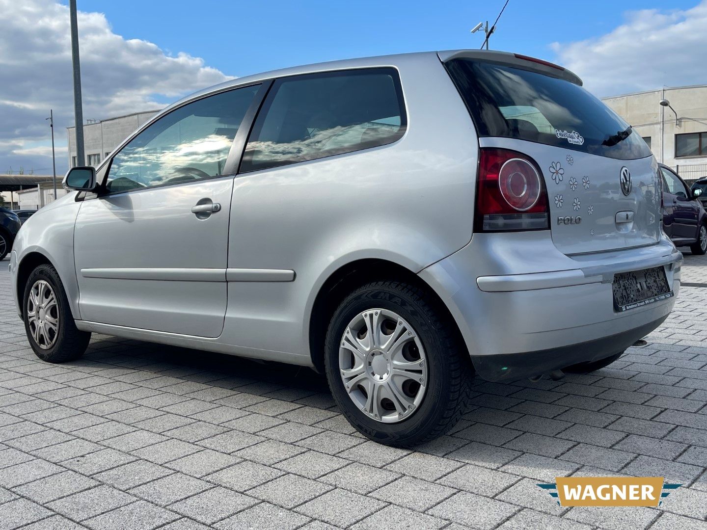 Fahrzeugabbildung Volkswagen Polo IV Trendline Servolenkung