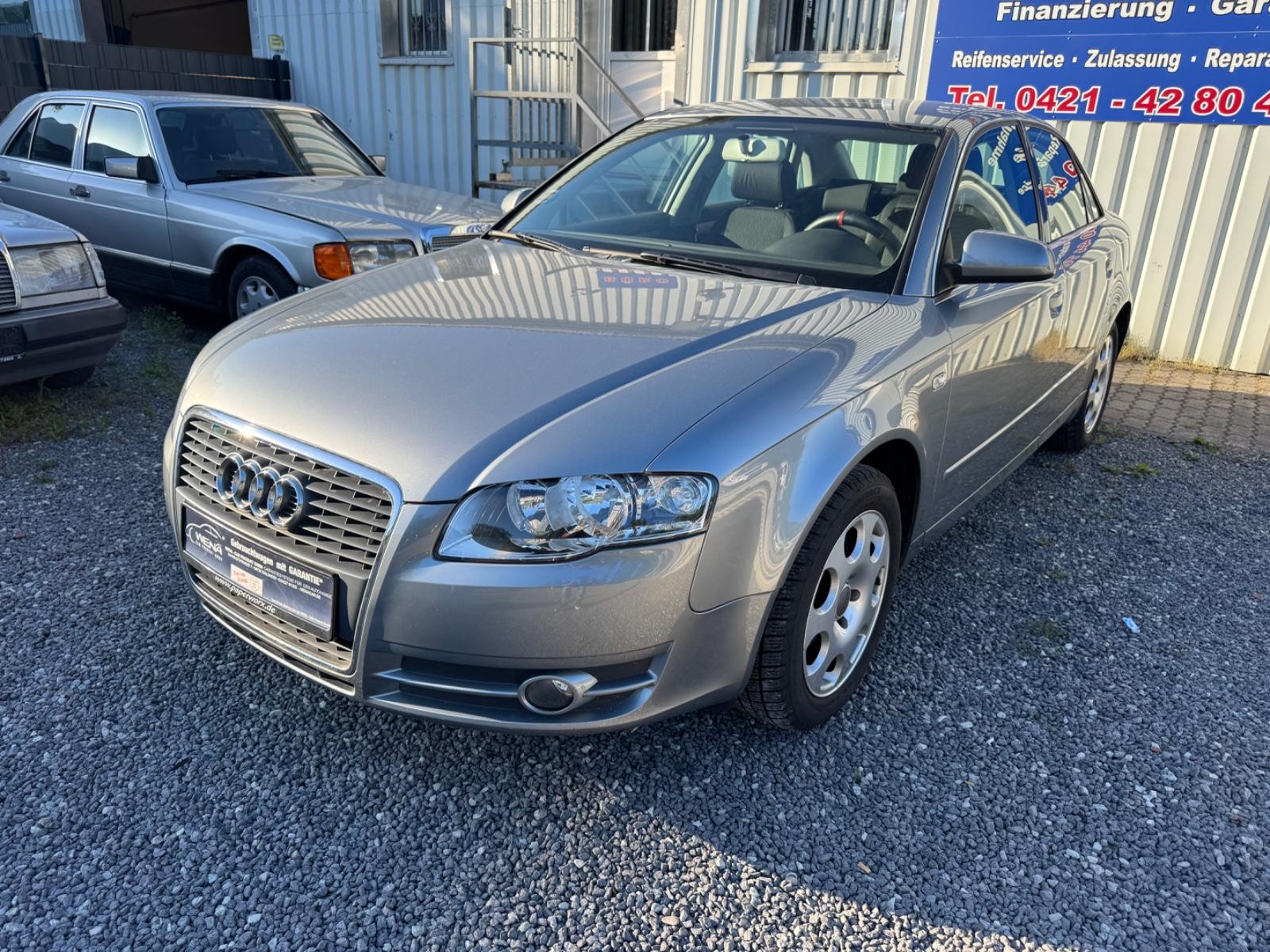 Audi A4 Lim. 1.6 100 tkm Zahnriemen neu Kamera Navi