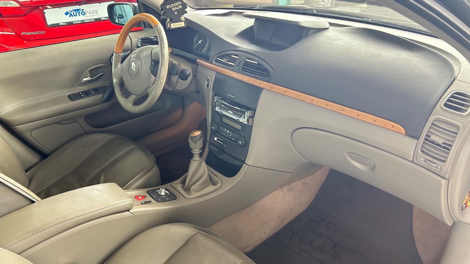 Renault Laguna 2006 — photo 9