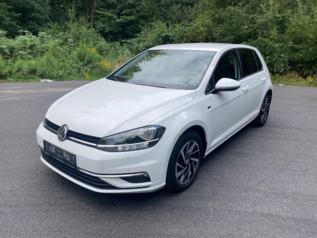 Image of Volkswagen Golf
